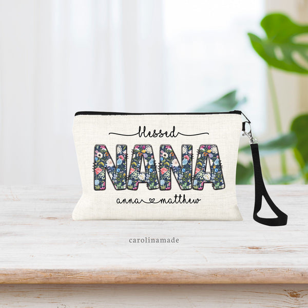 Personalized Grandma Gift, Mother's Day Grandparents Wristlet Purse, Grandkids Names Gift, Custom Gammie, Nana, Mimi, Gigi, Grammy Gift