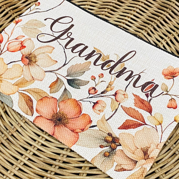 Boho Wildflower Makeup Bag, Personalized Boho Wristlet, Bridal Party Gift Ideas, Boho Cosmetic Bag, Fall Boho Wedding Gifts, Bridesmaid Gift
